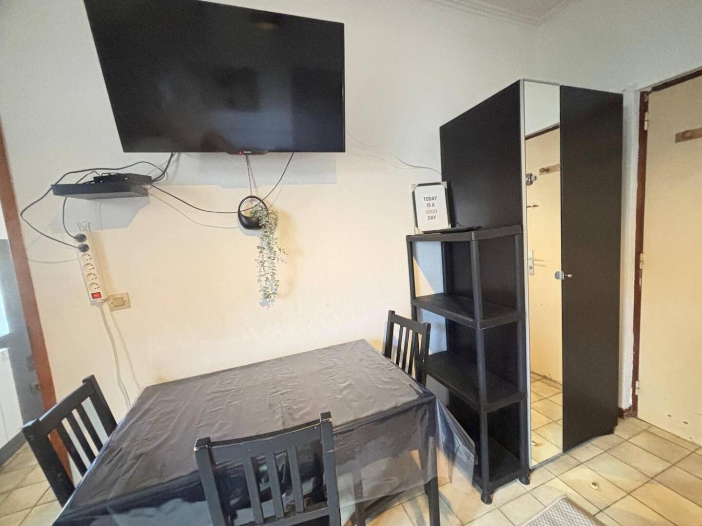 Apartament Le Lorrain Wifi Un Sejour A Part Metz Zewnętrze zdjęcie