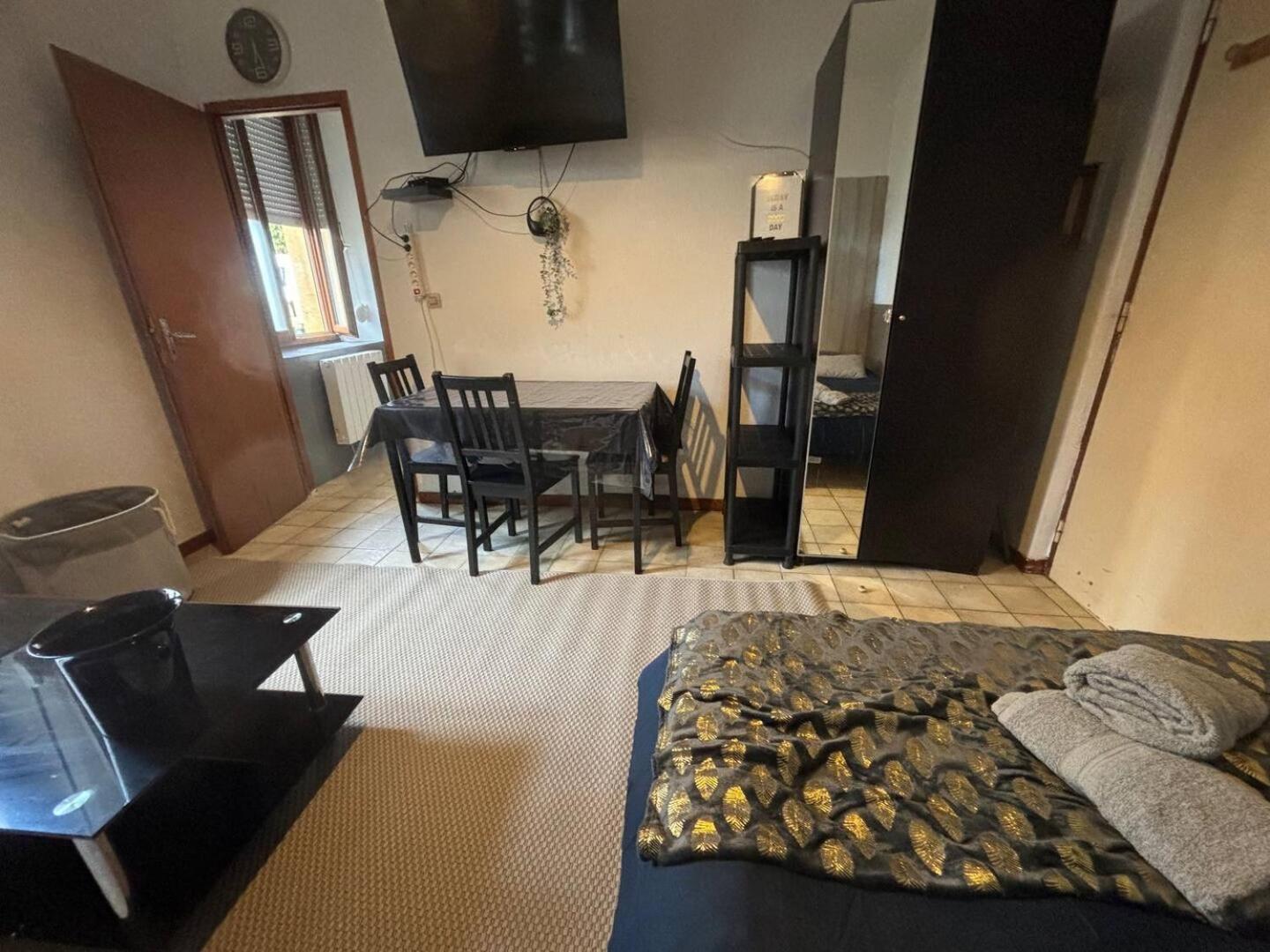 Apartament Le Lorrain Wifi Un Sejour A Part Metz Zewnętrze zdjęcie