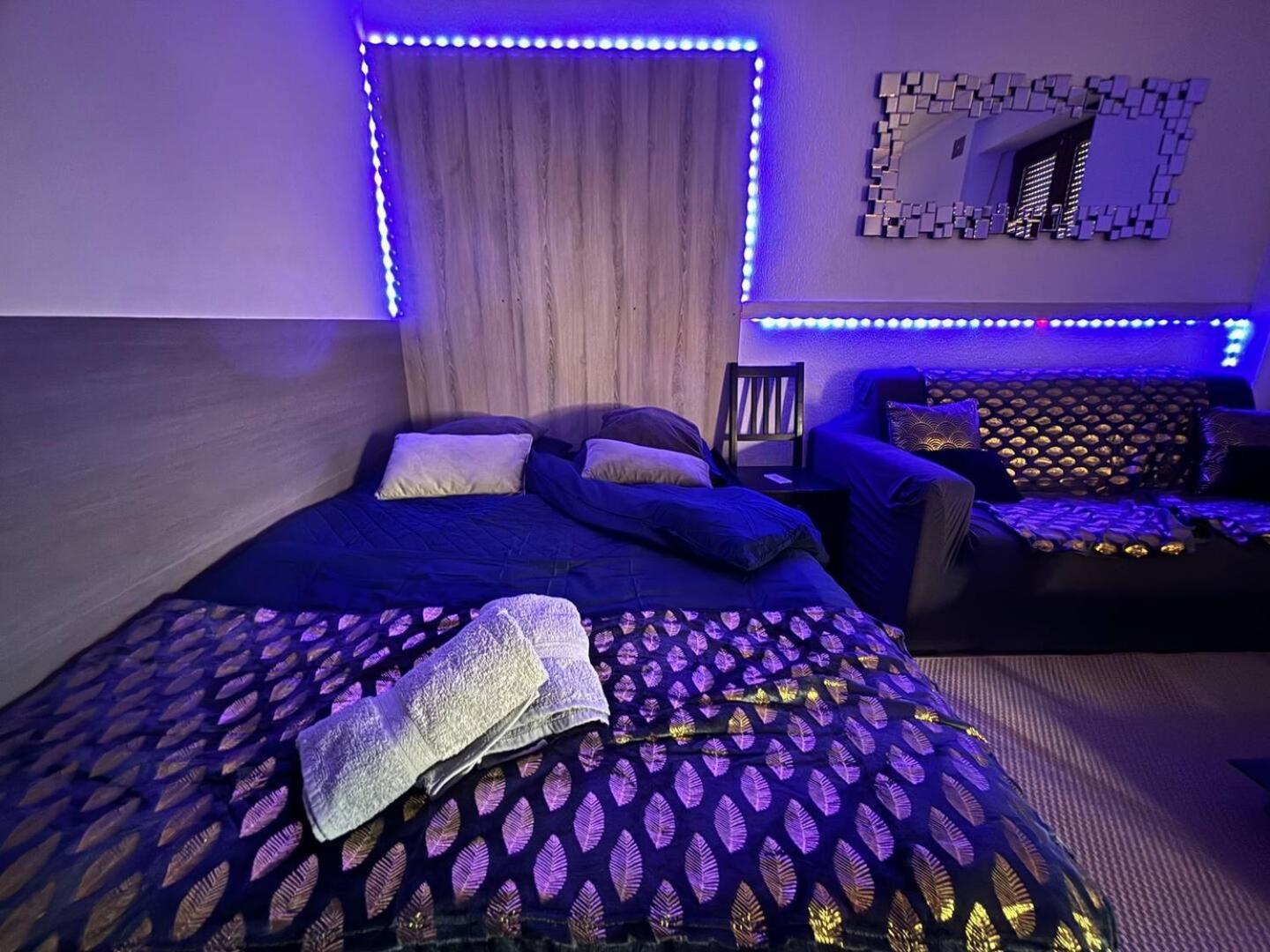 Apartament Le Lorrain Wifi Un Sejour A Part Metz Zewnętrze zdjęcie