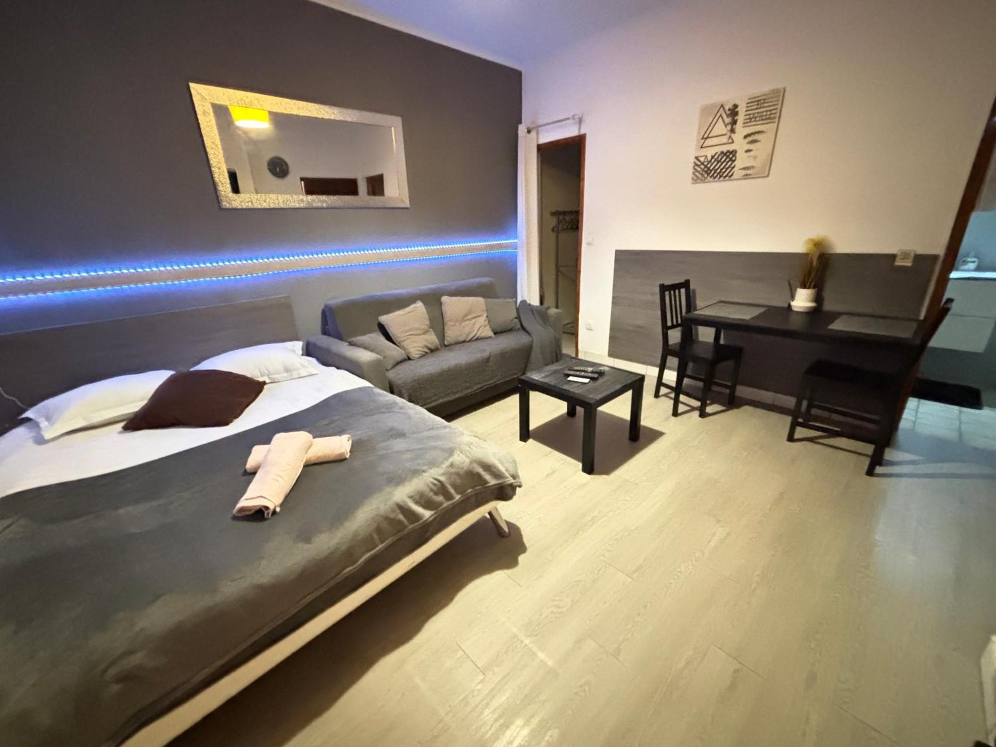 Apartament Le Lorrain Wifi Un Sejour A Part Metz Zewnętrze zdjęcie